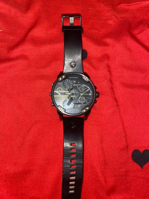 Ceas DIESEL în stare bună