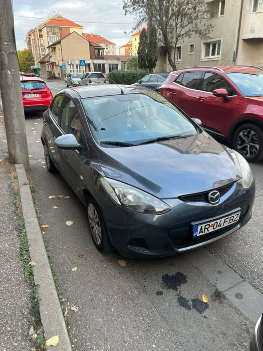 Vand mazda  2  an 2008