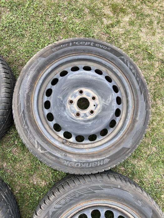 Anvelope  205/55/16 Hankook cu jante de tabla 5x112