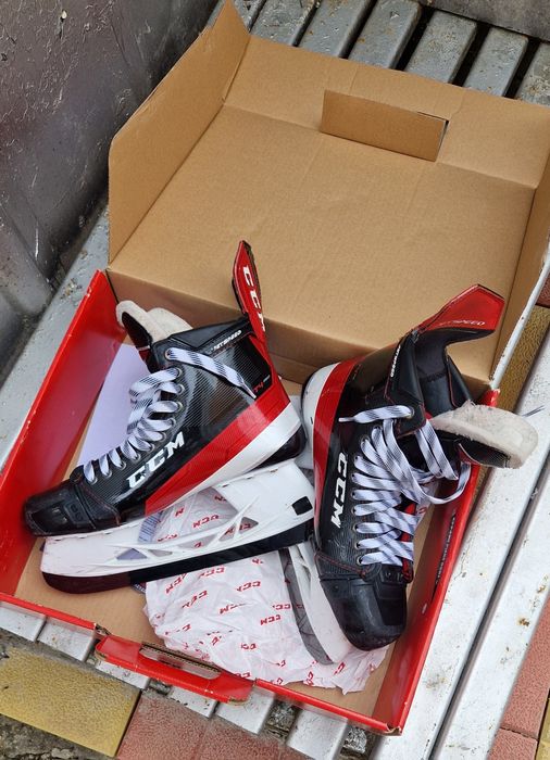 Кънки за лед CCM JETSPEED FT4 Pro, Blacksteel, No. 45