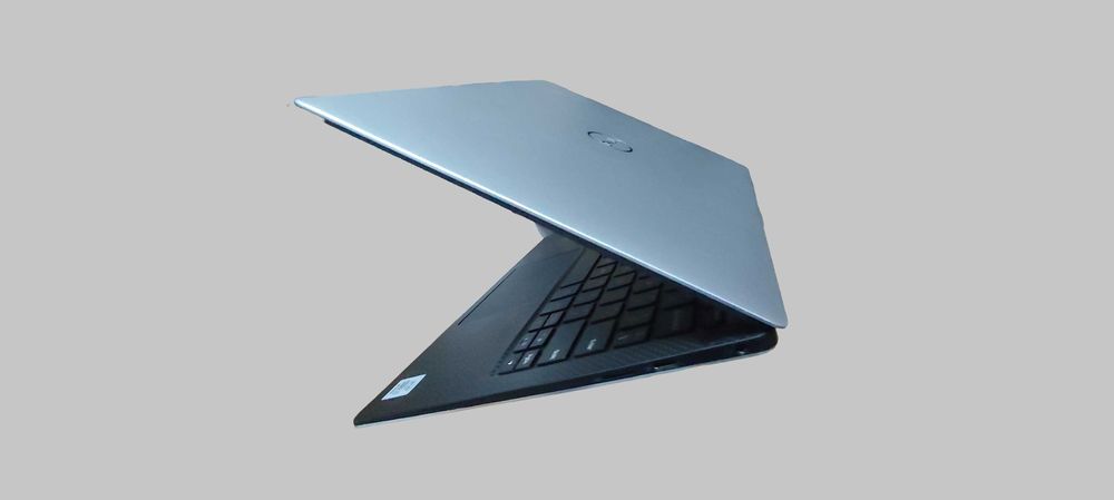 DELL XPS 13 7390 - i7 10th