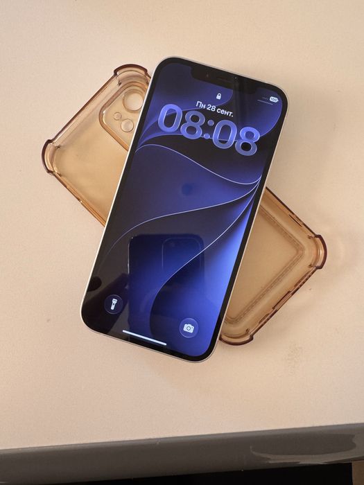 Iphone 12 в идеальном состояний