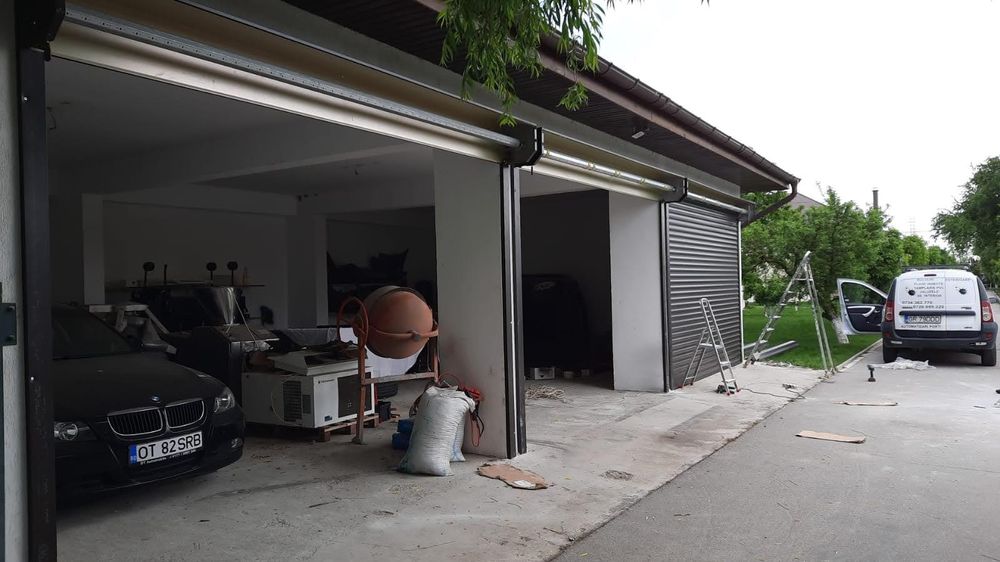 Usa de garaj rulou din aluminiu