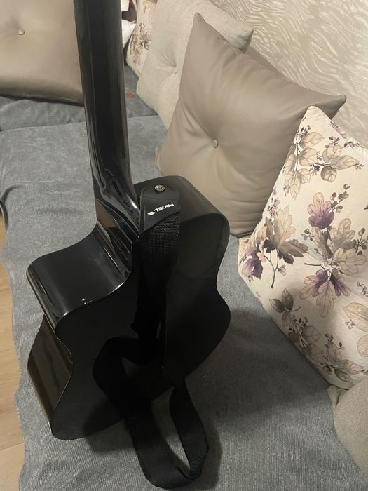 Chitară electro acustică fender