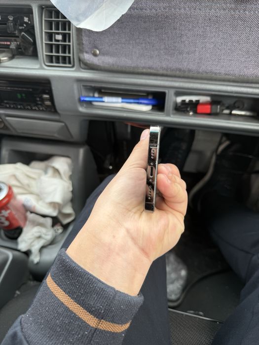 Iphone 13 pro karobka dakment