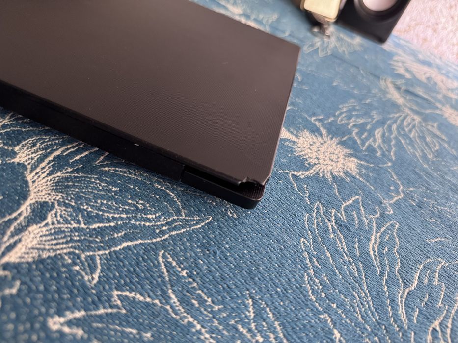 Lenovo v15 82KD 6/12 Ryzen 5