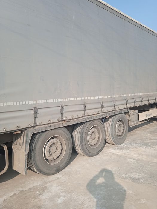 Howo tigach s pritsepom