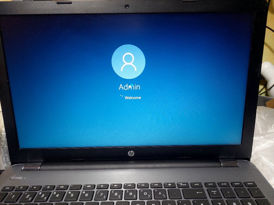 Laptop HP Celeron dual-core