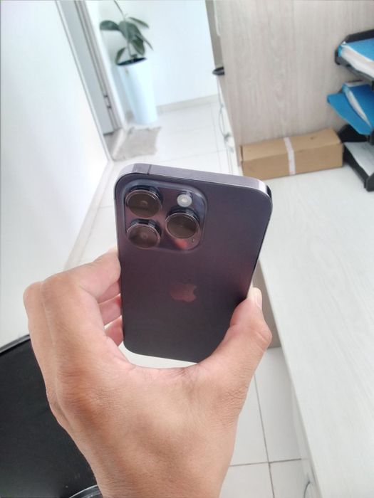 Iphone 14 pro холати ишлаши тиниқ 88% 700$ бервораман каропка дакумент