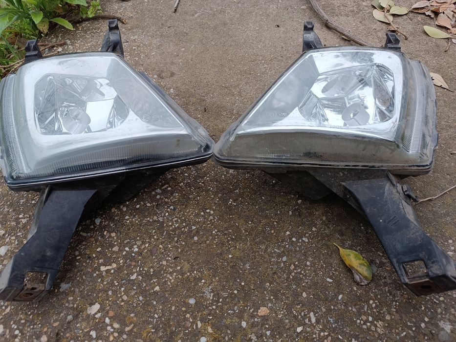 Халогени Пежо 407