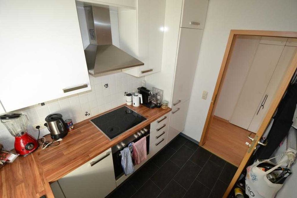 Дава се под наем Двустаен апартамент в София, Център - 58 кв.м за 397.8 € - Снимка #4