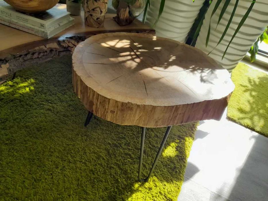 Model NOU - masa living cu blat din lemn masiv