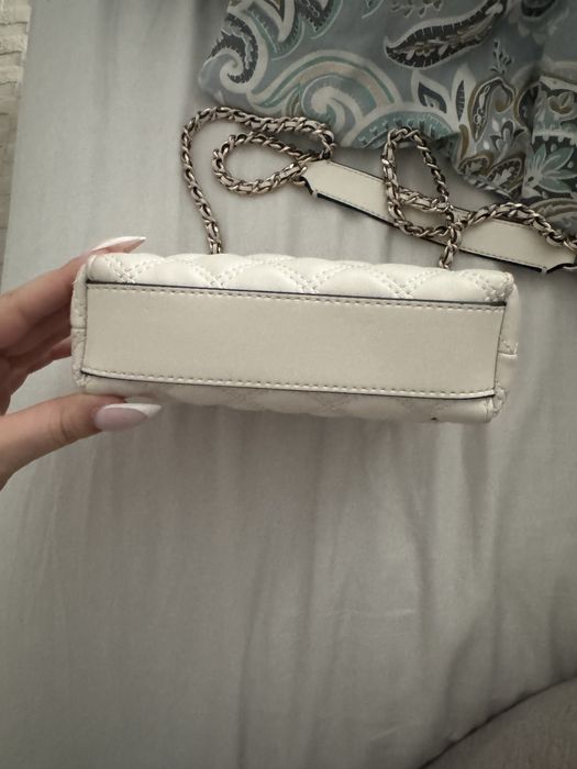 Guess Giully II mini бяла