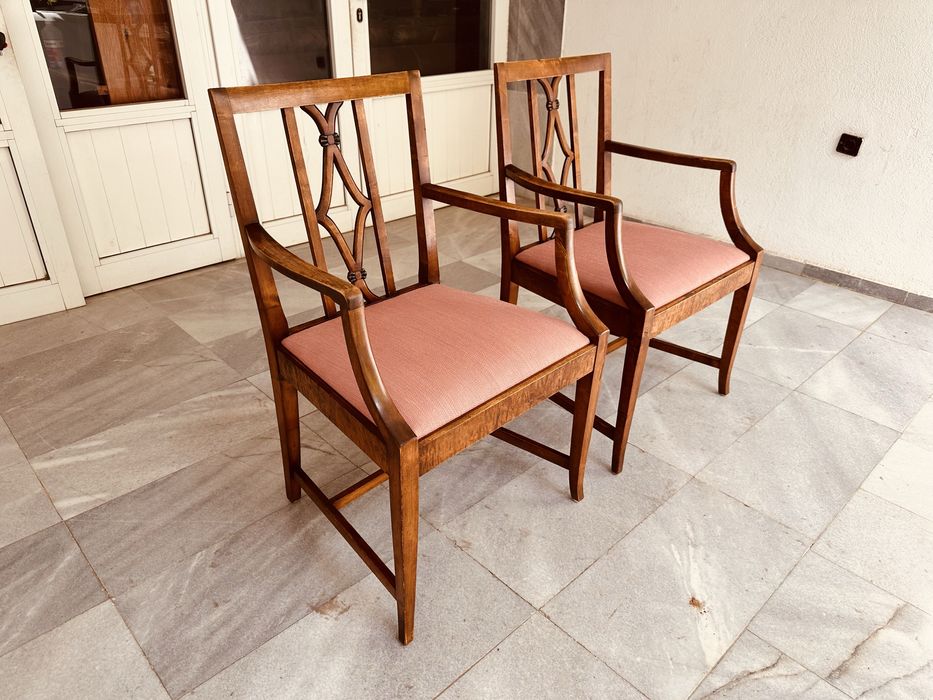 Елегантни арт деко кресла с характер – винтидж стил и масивна изработка