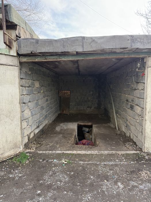 Продается гараж мкр. Спортивный