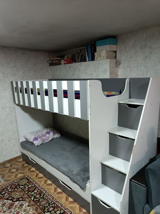 Продам двухъярусная кровать