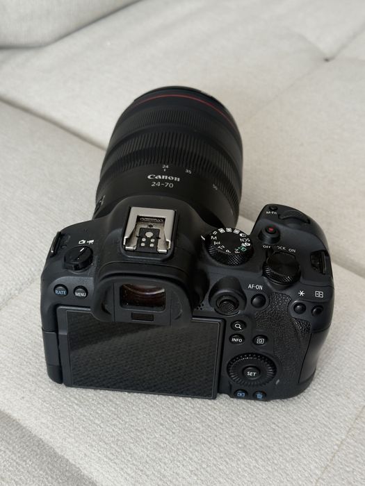 Vand canon r6mk2 si rf 24-70 f/2.8