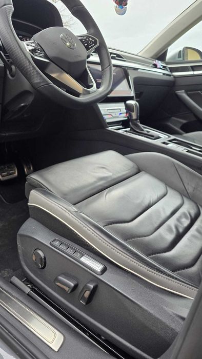 Volkswagen Arteon 1.4 TSI eHybrid Elegance – 2022-Tva deductibil