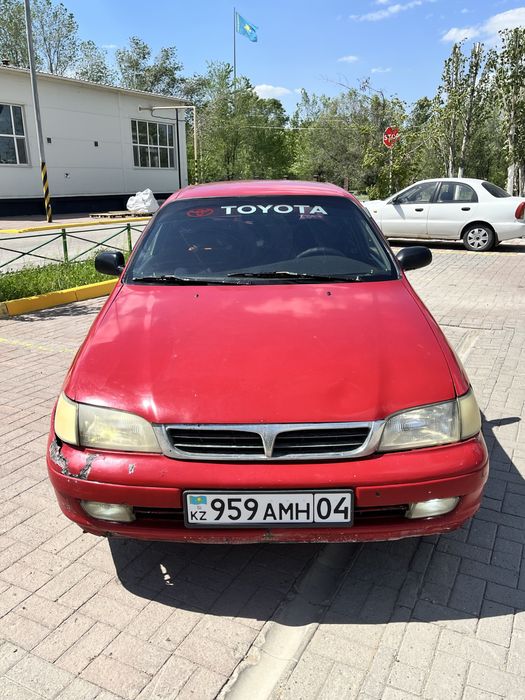 Продам toyota carina 2л