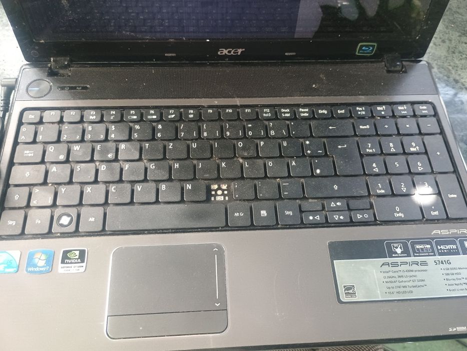 Laptop ACER Aspire 5741G - ecran defect