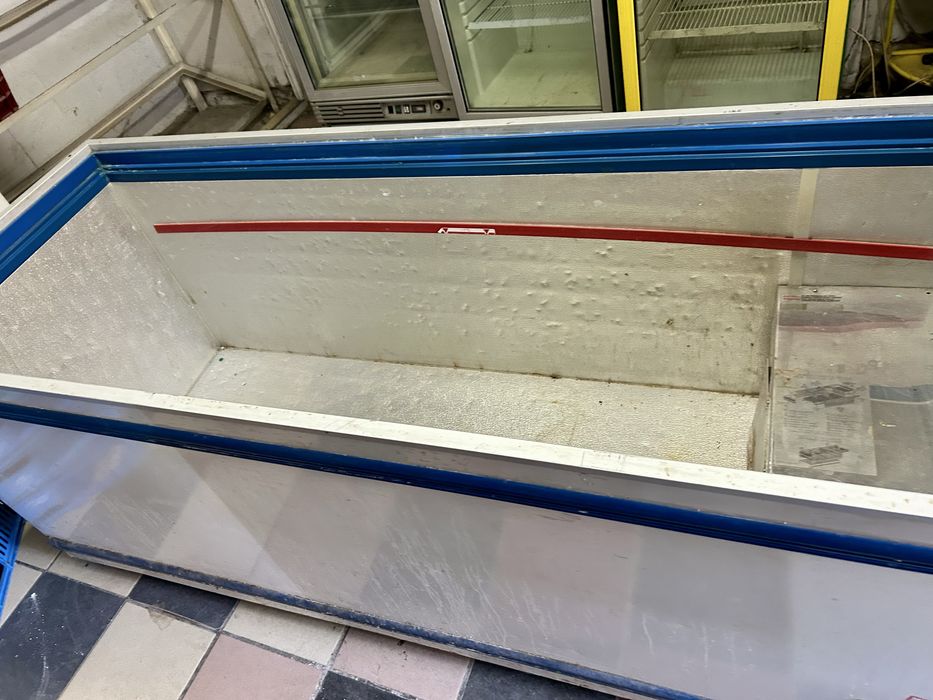 Хладилни витрини