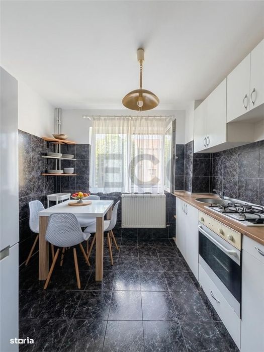 RECO Apartament spatios in Nufarul