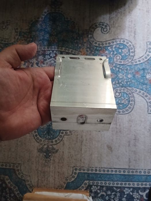Console aluminiu fatade ventilatie