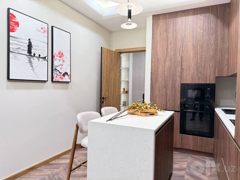 Срочно продается 2в3 ком квартира, ЖК ViaPort, ор-р: ул.Заводская,67м²