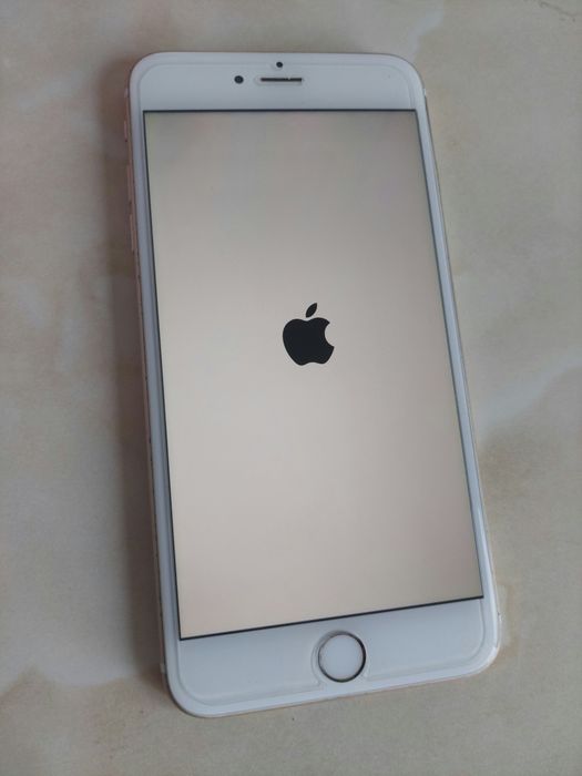 [6s+] Vând Apple iPhone 6s Plus Gold de 64Gb (cu bypass făcut) //poze reale