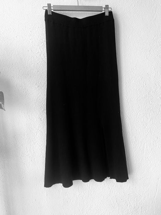 Fusta midi dreapta S tricot caldiroasa iarna toamna