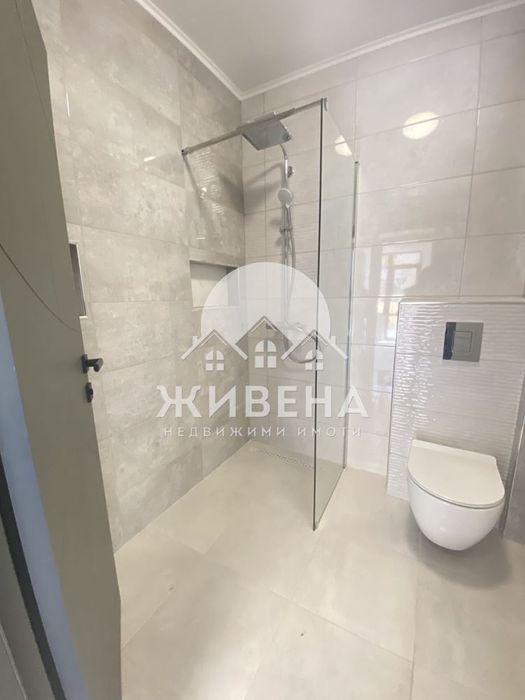 Продава 3-стаен апартамент, с.Топола, до Балчик, 137 кв.м