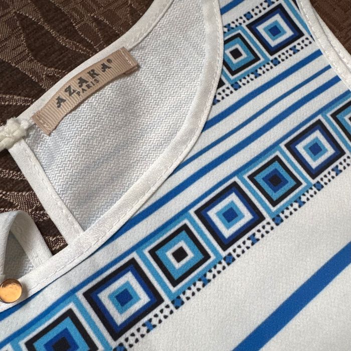 Луксозен Стилен Марков Сет Потниче и къси панталонки от Paris France !