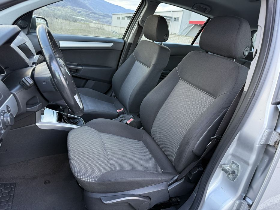 Opel Astra 1.4i 90к.с 2010г. LPG / EURO 5 / FACELIFT