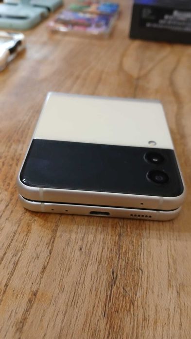 Samsung Galaxy Z Flip 3 5G