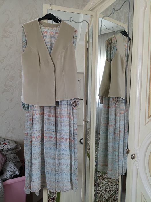 Платье разные, кажекей, жакеты