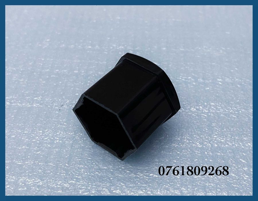 Set 20 capace / capacele negre prezoane de 19mm