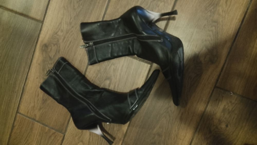 Botine damă elegante din piele naturală neagră