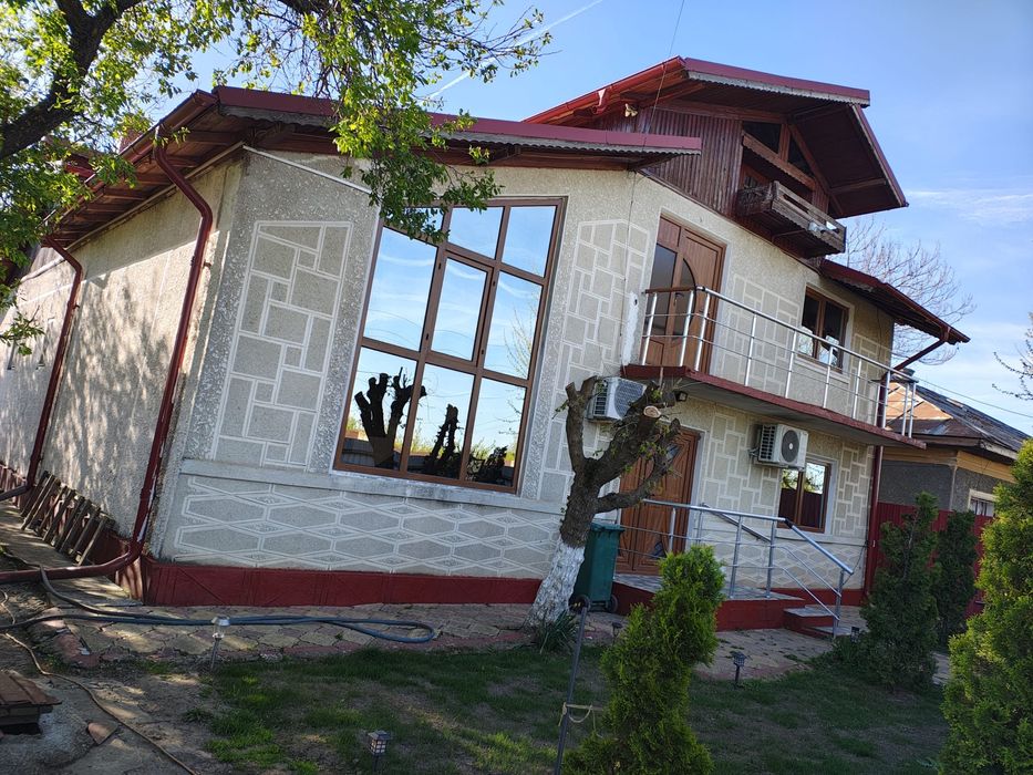 Casa de vanzare