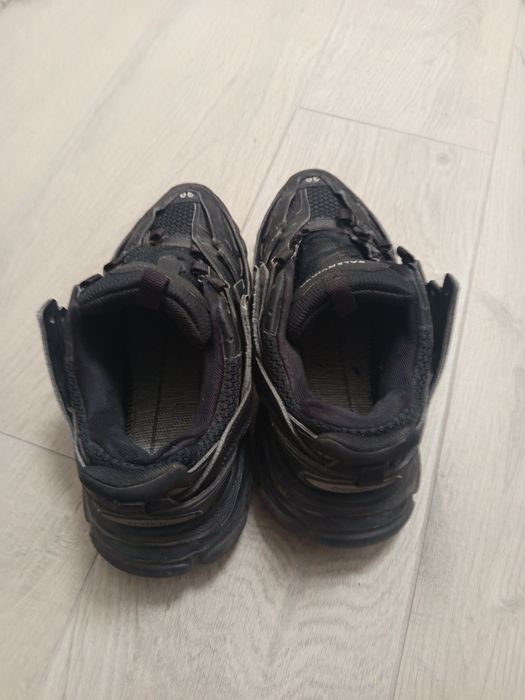 Balenciaga track 1 black