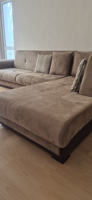 Диван ъглов голям