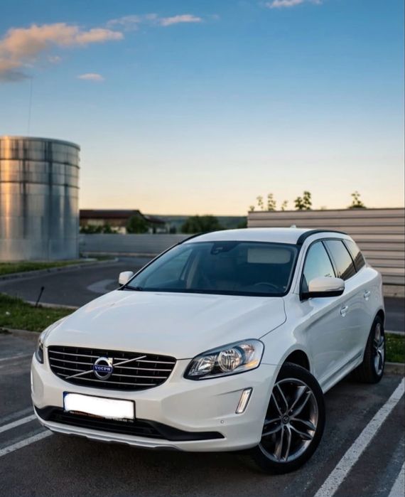 Vând Volvo XC60 2015 facelift