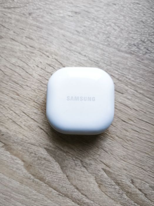 Samsung galaxy earbuds 2