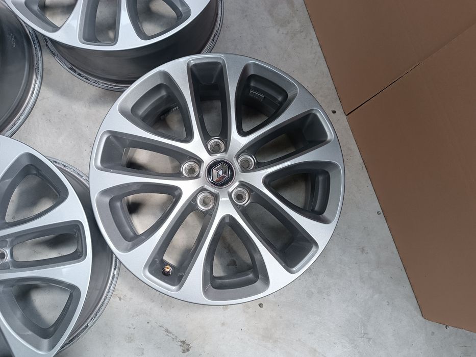 Jante aliaj 5x114.3 r17 Renault Megane ( senzori presiune incluși)