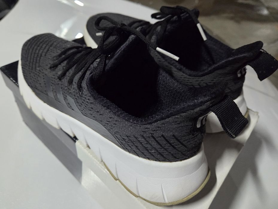 Кроссовки ADIDAS (унисекс)