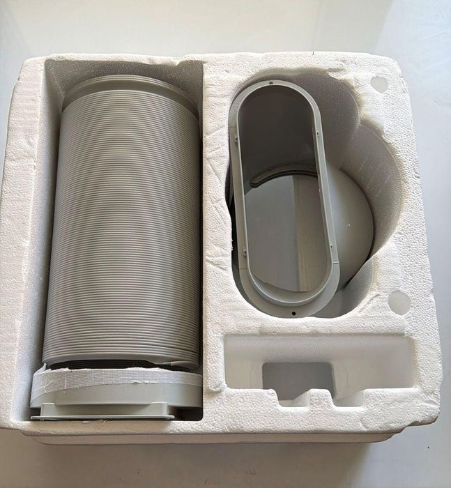 Aer condiționat mobil cu tub de evacuare