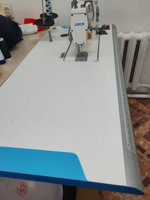 Продам Швейная машина