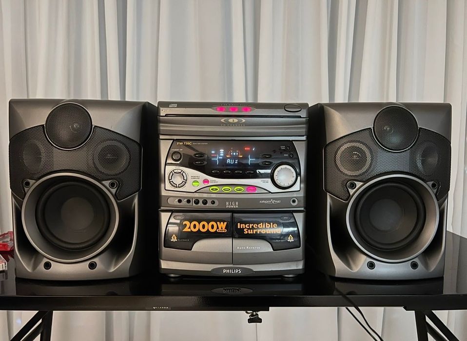 Музыкальный центр Philips FW750C