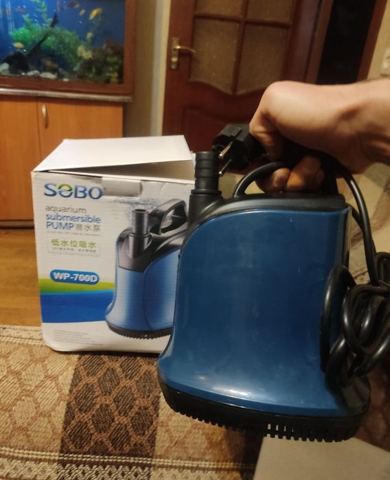 Погружной насос. Откачивает воду. Подходит для водопадов, фонтанов