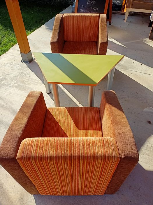 Детски маси и фотьойли