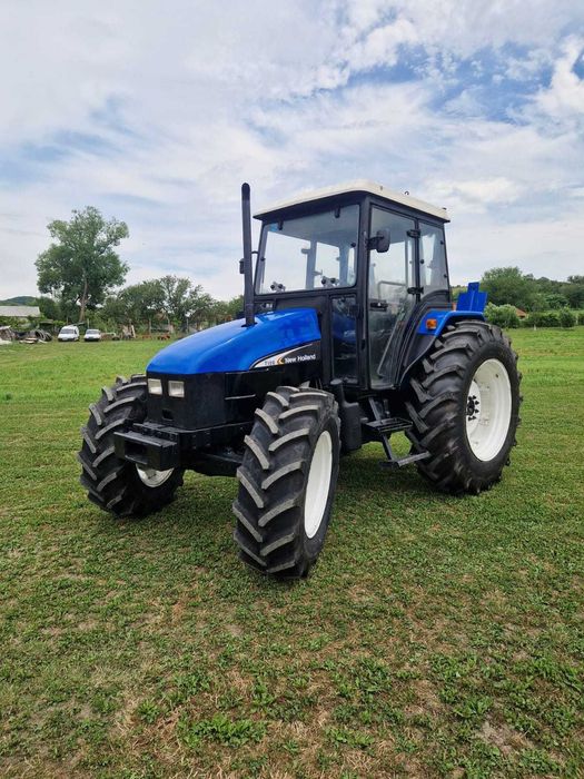 Tractor New Holland TL-80